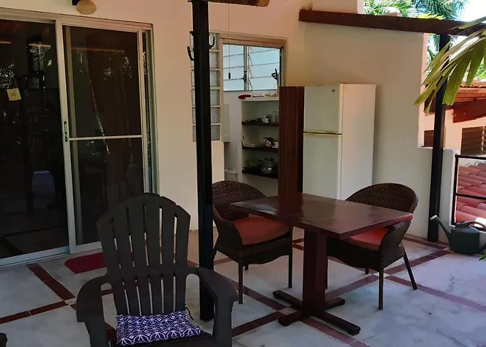 Togo B&B Farallon